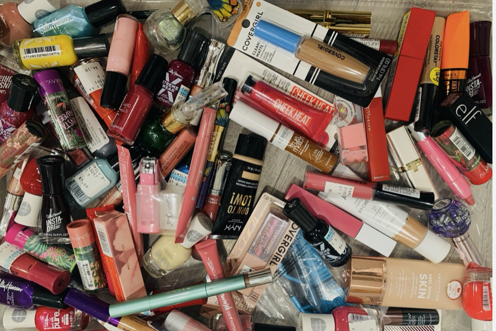 25 Mixed Make Up Box