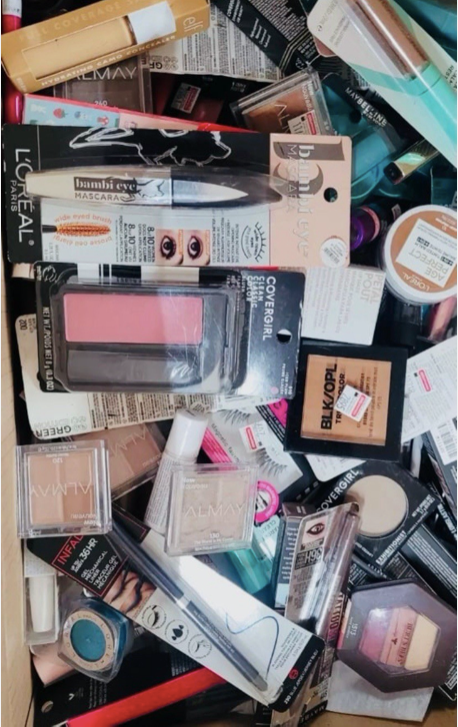 50 Mixed Make Up Box